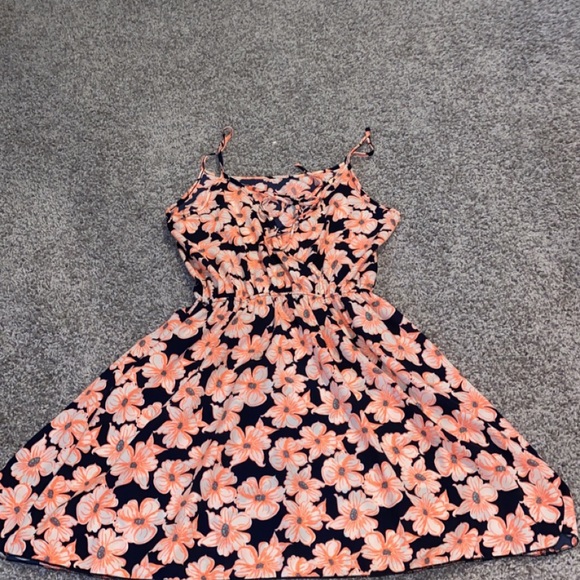 Sundress - Picture 4 of 4